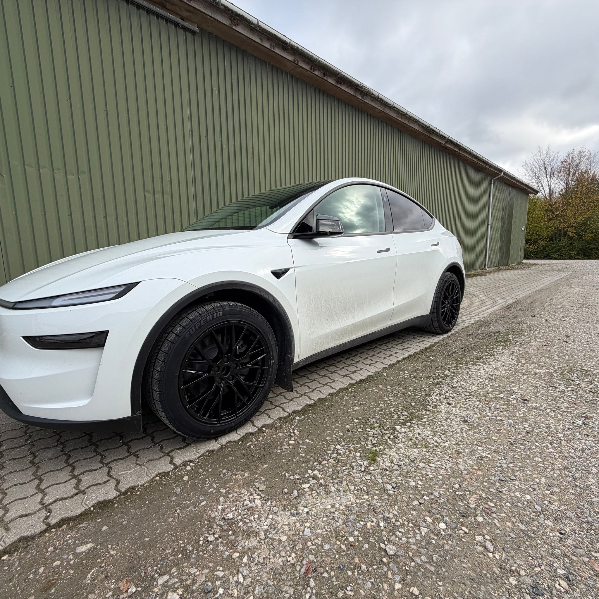 Få 1.000 gratis Supercharging kilometer eller 3.500 kr. i rabat på din næste Tesla